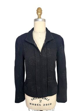 Chanel Cruise 2003 Black Camellia Bouclé Zip Jacket FR36